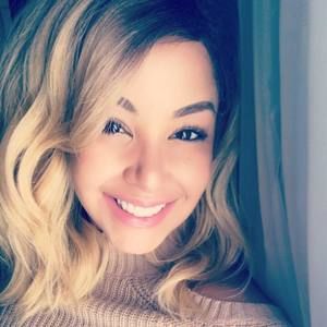 Meet your Posher, Angie